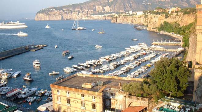 Il porto di Sorrento