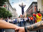 Whirpool protesta Napoli operaio in croce
