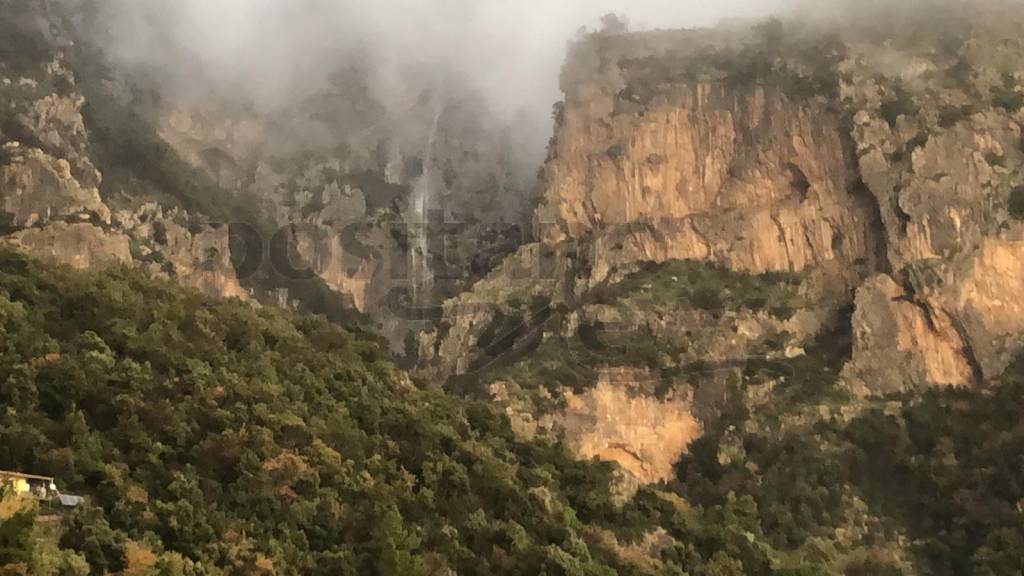 Positano. Cascata d'acqua a Montepertuso