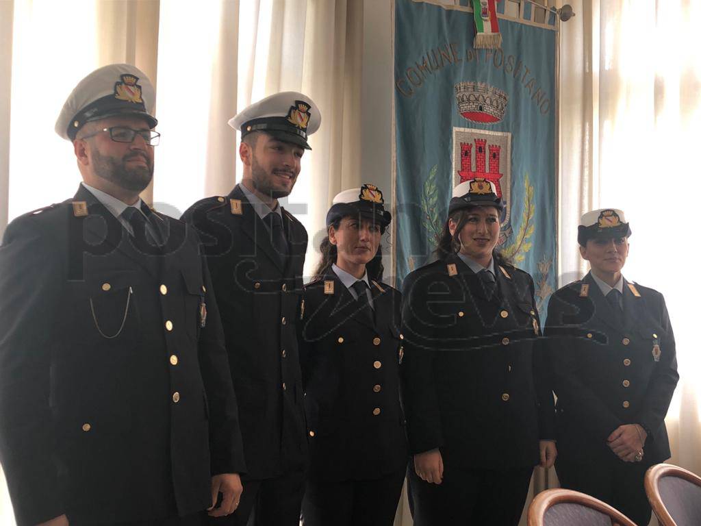 Positano. Il giuramento dei cinque nuovi vigili nell'Aula Consiliare