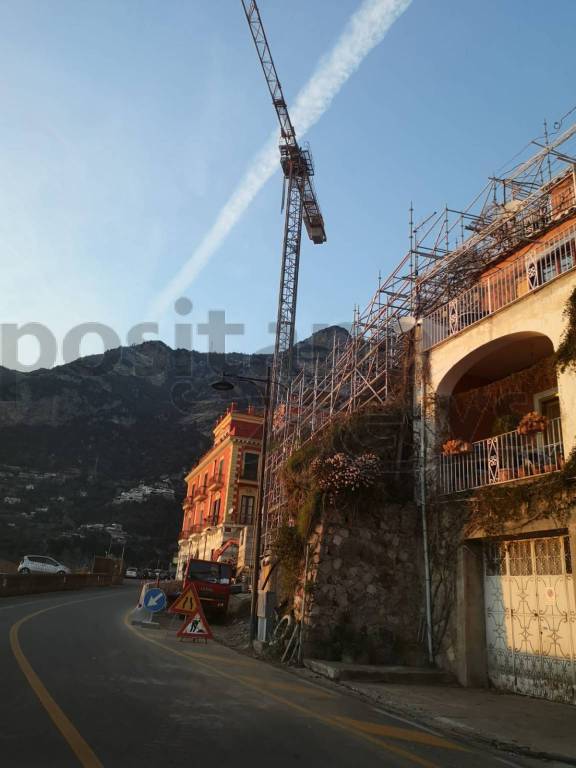 positano lavori ascensore al cimitero