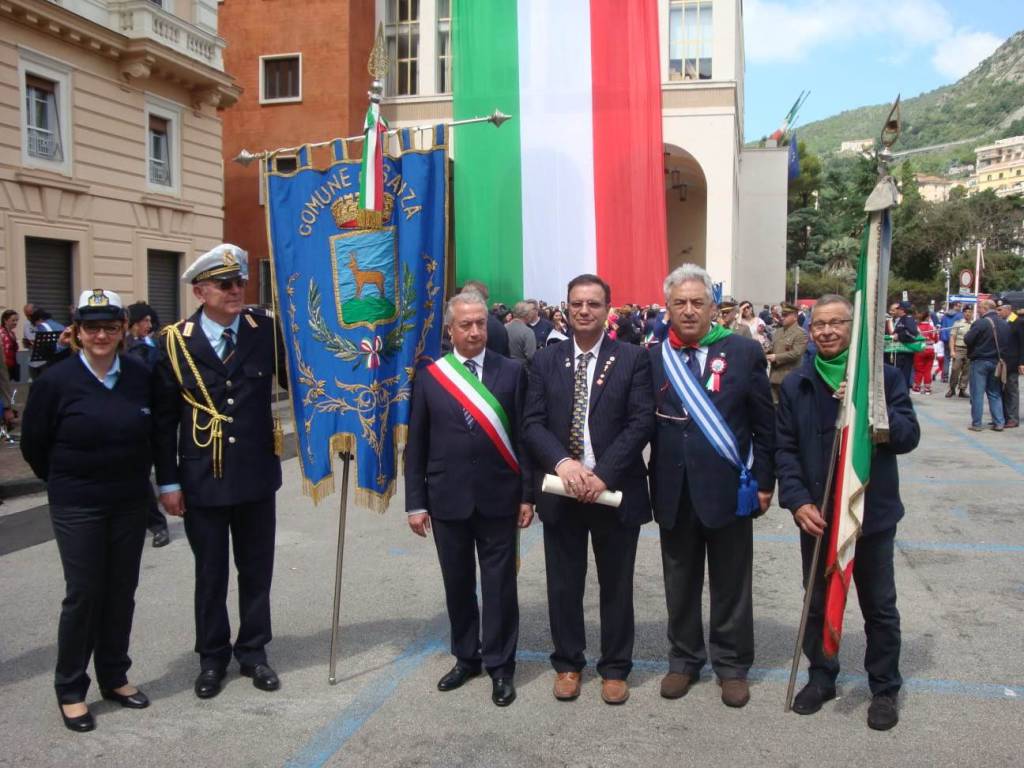 ASL Salerno-Regione Campania Basilicata: l\'ospedale di Sapri nella rete Covid-19 solo se si rispettano le condizioni di sicurezza, non siamo tutelati e già esposti ad alto rischio