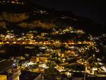 Positano illuminata per il flash mob le foto di Giuseppe Di Martino