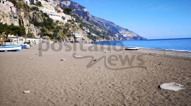 Positano spiaggia deserta