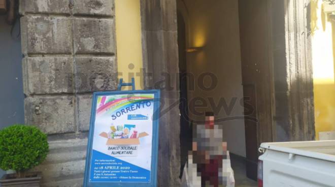 Sorrento. In diretta dal Teatro Tasso, tante figure importanti per il banco alimentare