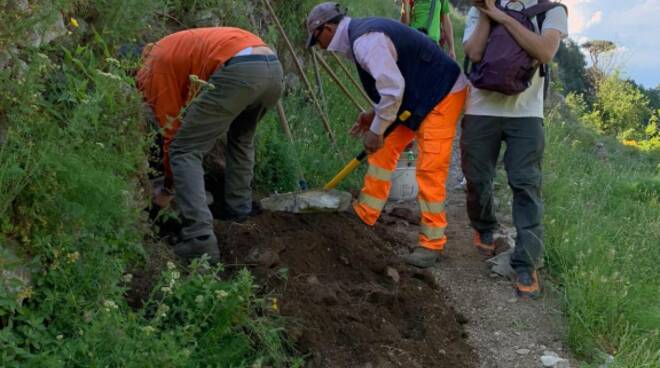 agerola lavoro sentiero degli dei positano sentieri sicuri