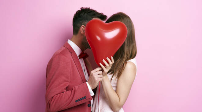 6 giugno, Giornata internazionale del bacio: oggi se ne celebrano i 30 anni