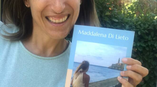 Esiste un  legame tra la  Costiera e Cuba?  Maddalena  di Lieto ce lo raccontanel suo primo romanzo “Almeno per me-Al menos para mi”.