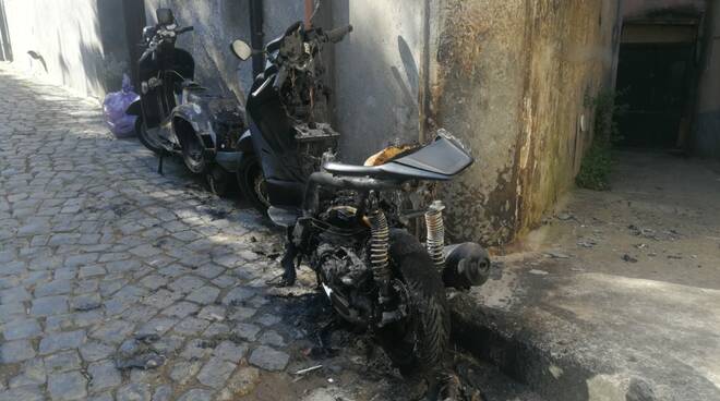 scooter fiamme piano di sorrento 