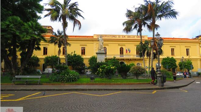 SORRENTO, Scuola Santa Maria delle Grazie: I bambini tornano in classe in sicurezza