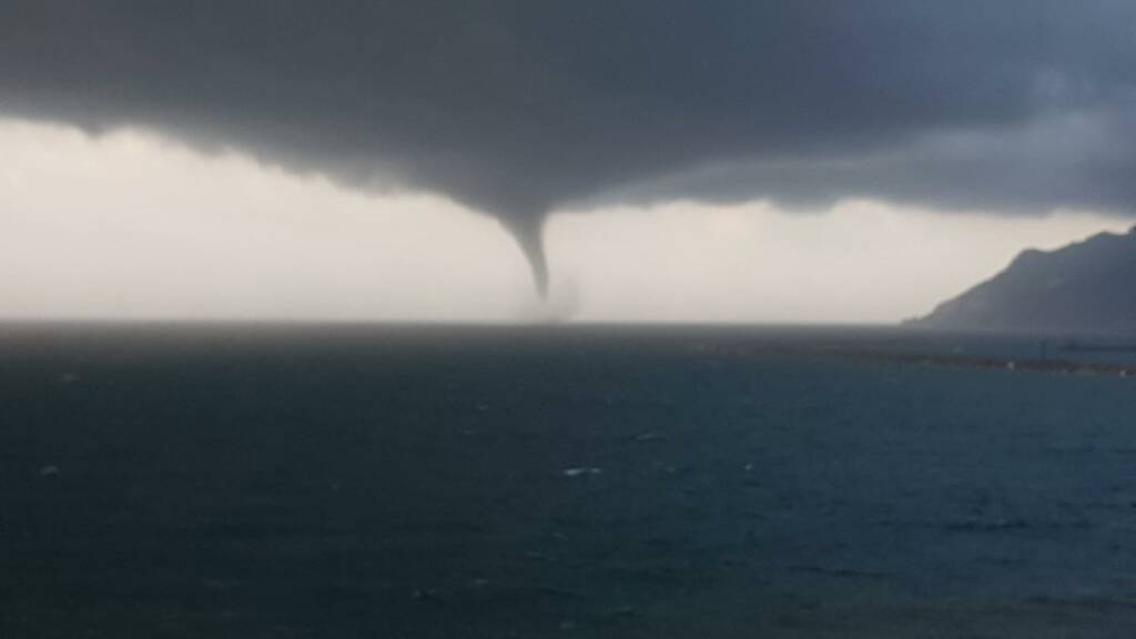 Tromba marina a Salerno