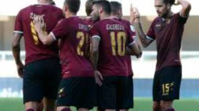 Salernitana-Reggiana una sola via d’uscita  Rinvio impossibile -i granata scenderanno in campo alle 16