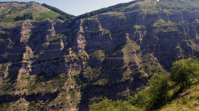 Nuovi tralicci dell\'alta tensione sulla dorsale dei Monti Lattari. La denuncia del Wwf e Italia Nostra.