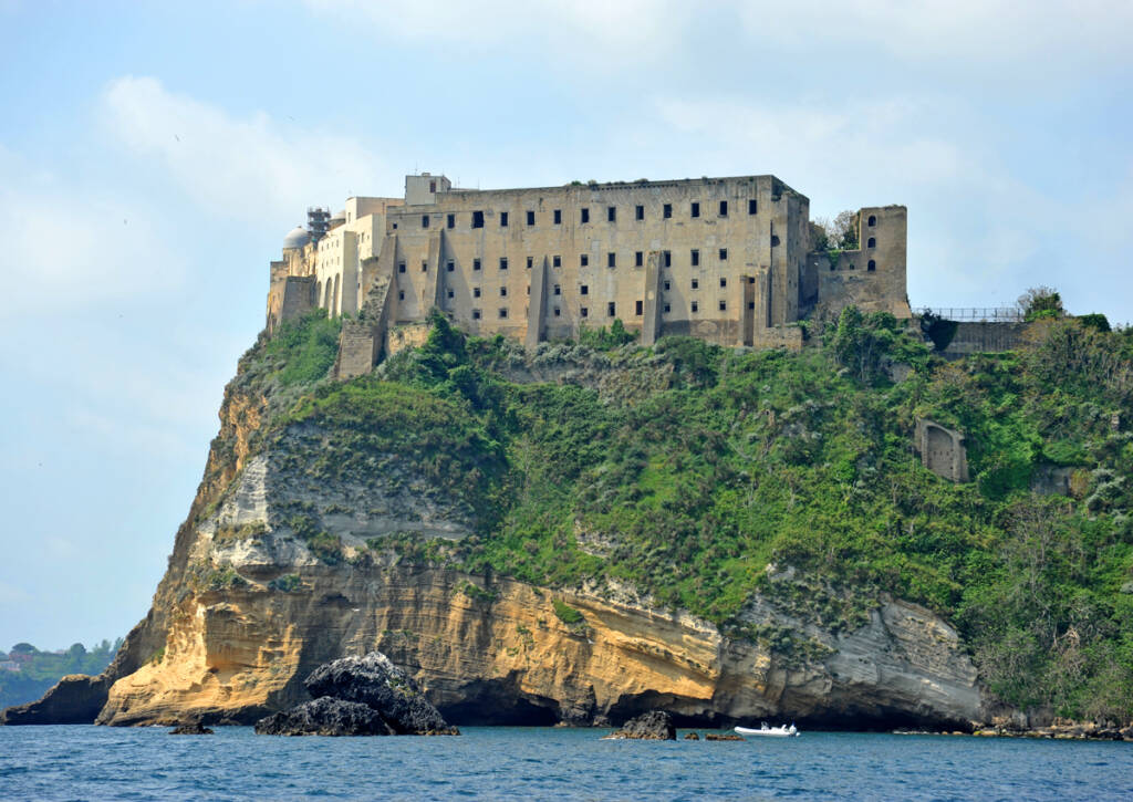 4 - Procida