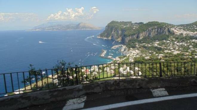 Capri, restyling della strada provinciale: stop al transito per due giorni