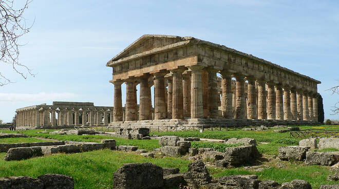 Riaprono i siti archeologici di Paestum e Velia 