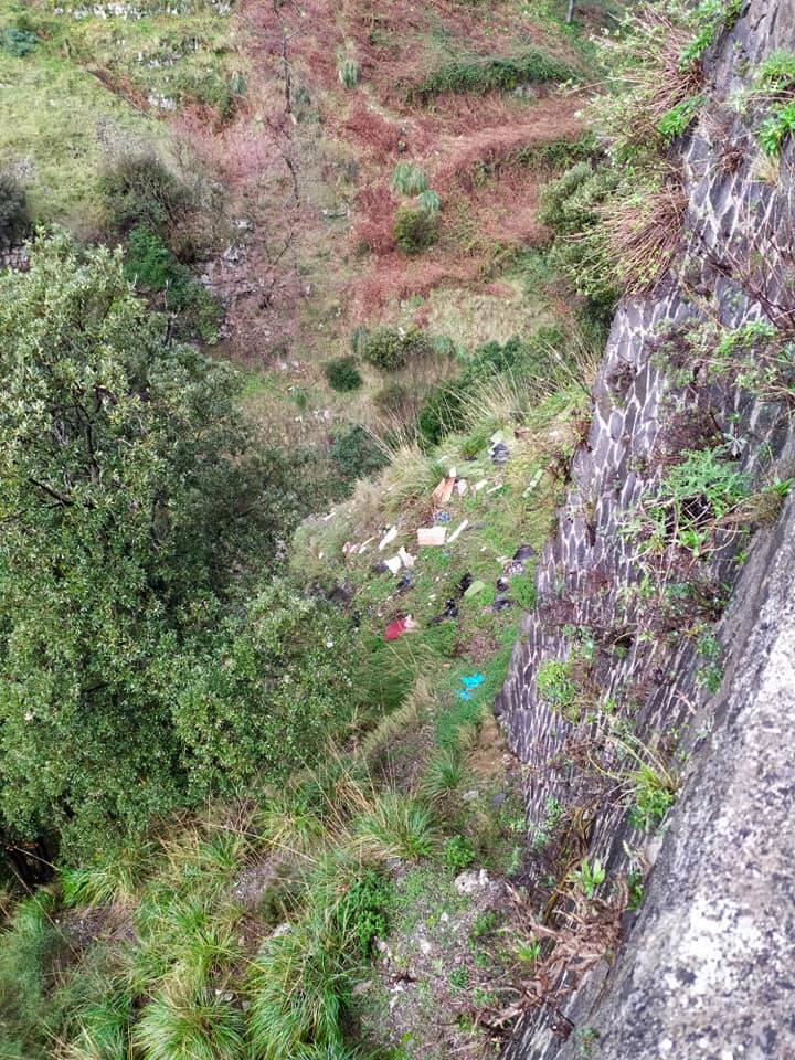 Amalfi rifiuti località Bottara 