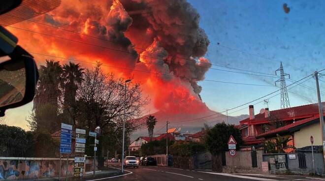 eruzione etna