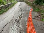 Ravello, asfalto danneggiato a Casa Rossa: strada chiusa