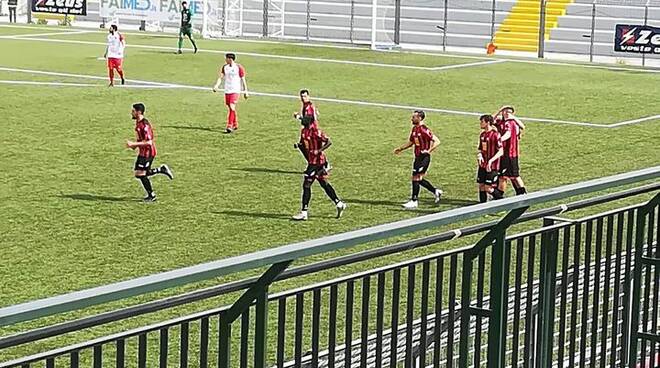 SORRENTO 1945  -FRANCAVILLA IS  ABBRACCIO DOPO GOL DI LICCARDI