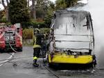 Piano di Sorrento, bus in fiamme: scampata la tragedia, i retroscena