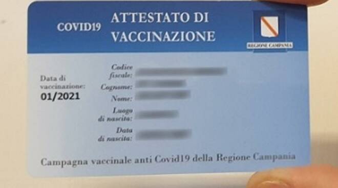 Arrivano i pass vaccinali, privacy a rischio? Ecco tutto quello che dobbiamo sapere  