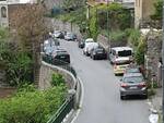 Auto parcheggiate a Montepertuso  di Positano 