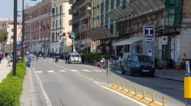 Castellammare di Stabia, il lungomare potrebbe diventare ZTL per dare spazio a tavolini di bar e ristoranti