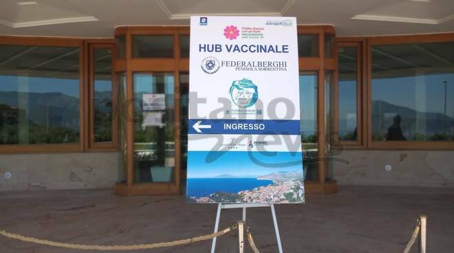 Hub vaccinale federalberghi hotel Vesuvio Sorrento 