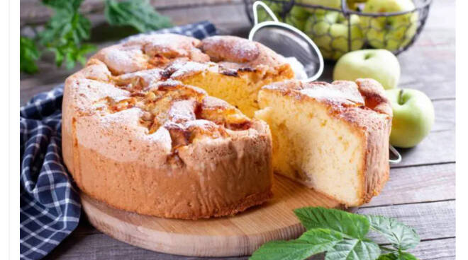 La ricetta della torta di mele dello chef di Vico Equense Antonino Cannavacciuolo