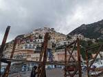 Positano, al via il montaggio del pontile dei Lucibello