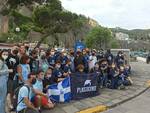 Sorrento, questa mattina la pulizia delle scogliere al porto. Di Prisco: "L'attenzione verso il mare e l'ambiente va tenuta alta e costante"