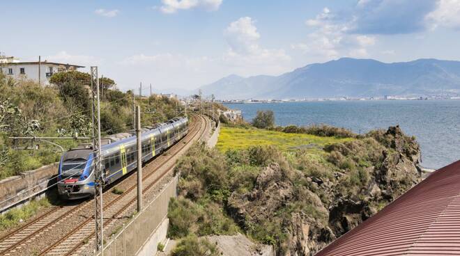 Fs Italiane, Campania: dal 13 giugno al via l’orario estivo di Trenitalia