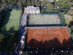 Domenica 11 luglio la sfida fra Tennis Club Capri e Capri Sporting Club: in palio il titolo regionale D1. Chi sarà la regina della racchetta dell'isola?