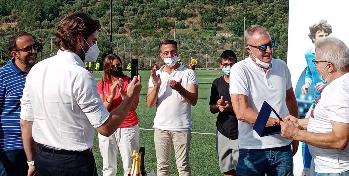 Grande successo per l'arrivo di Ruud Krol ad Arola