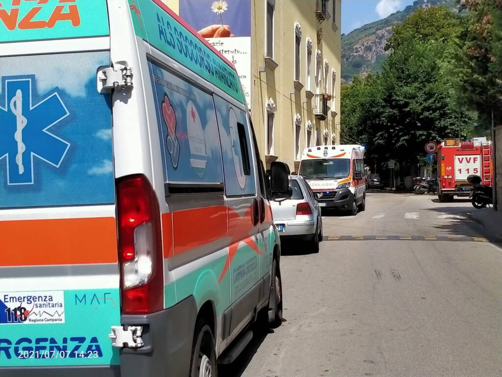 Tragedia a Piano di Sorrento, deceduto un operaio per malore in Via Carlo Amalfi 