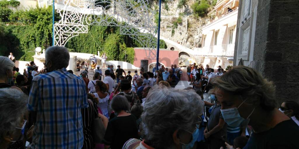 “a Vigilia ra’ Maronna” A Positano emozione per l'Alzata del quadro dell'Assunta, Matineé del concerto bandistico città di Minori