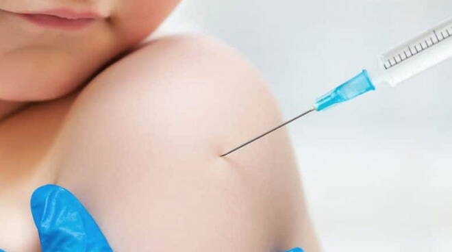 La Società Italiana di Pediatria chiede vaccini anti-covid anche per i più piccoli