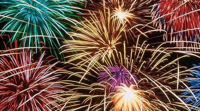 Vietri sul Mare, il Comitato “Vietri Attiva” chiede un’ordinanza che vieti botti, petardi e fuochi d’artificio