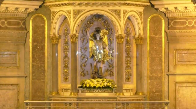 Piano di Sorrento, seconda sera della novena di San Michele: “Pregare è l’arte di respirare in Dio ed insieme con lui”