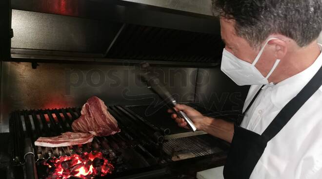 Sorrento, al ristorante "Le Grottelle" per gustare un'ottima tagliata di carne e tanti prodotti di prima qualità