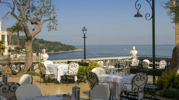 Terrazza hotel Vittoria Sorrento