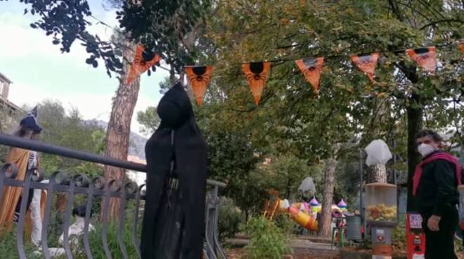 Halloween a Piano di Sorrento: il Parco delle Rose allestito per la festa