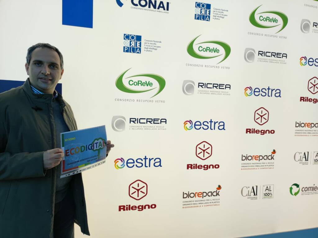 L'ex ministro Alfonso Pecoraro Scanio apprezza l'impegno di Sorrento per Ecodigital