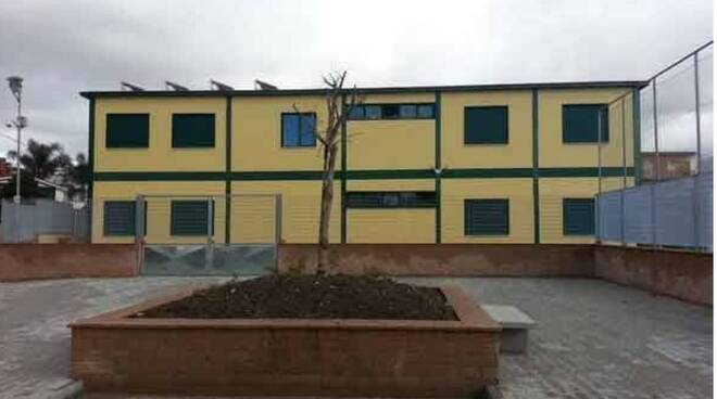 Castellammare, a scuola senza riscaldamento: la protesta dei genitori