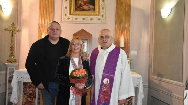 Positano, auguri a Giulio Mandara e Ludovica Barba per le loro nozze d'argento