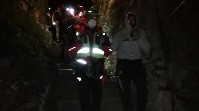 Positano, incidente di un'escursionista a Montepertuso: intervento dello CNSAS