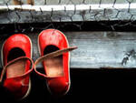 "C'è un paio di scarpette rosse": la poesia di Joice Lossu per non dimenticare