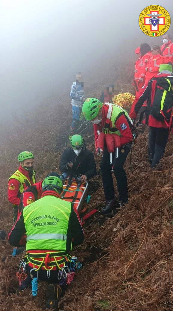 Campania, il Soccorso Alpino e Speleologico salva gruppo di motociclisti che perdono l' orientamento a causa della nebbia