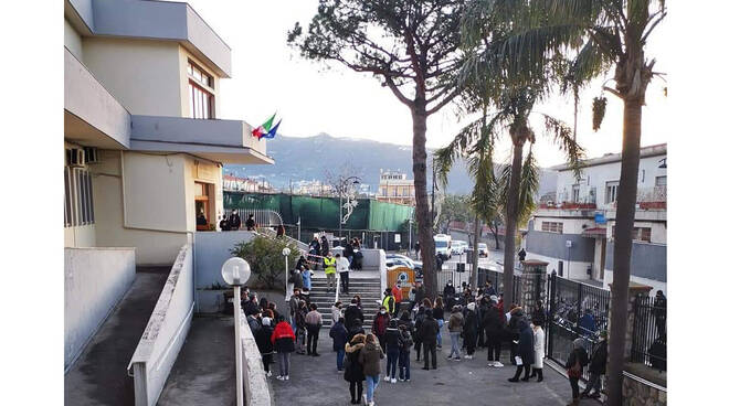 Meta, grande successo degli open day vaccinali presso il Liceo Statale Publio Virgilio Marone